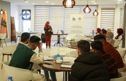In collaboration with Press House: An-Najah Media Center holds a dialogue session in light of the International Day for Human Rights