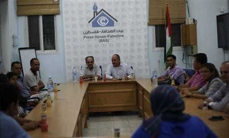 Press House Organizes a Meeting with Al Watanya Mobile Director and a Group of Journalists and Autho