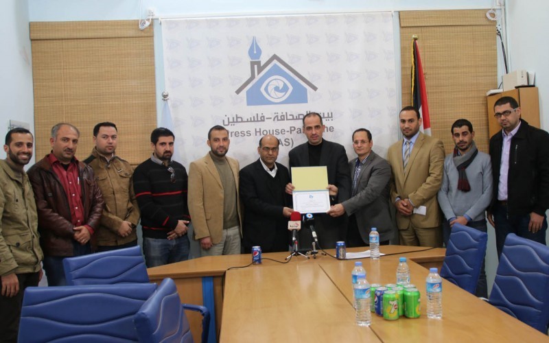 Press House Honors the Journalist “Ghassan Redwan” for winning the Epithet of “the Man of Humanity” 