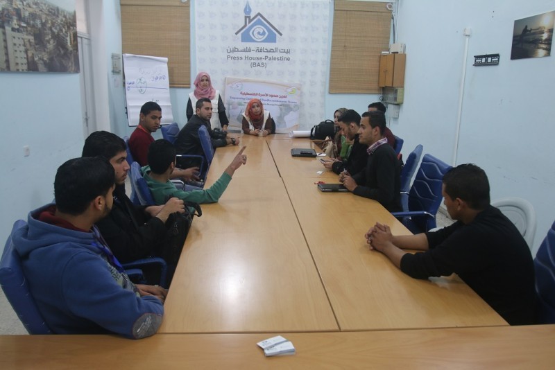 Press House Hosts a Psychological Support Session for a Group of Journalists 