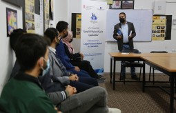 Press House organizes four training sessions in Rafah on the Legal Protection Manual for Journalists