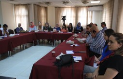  Al-Najah Center conducts a meeting in the participation of the Press House