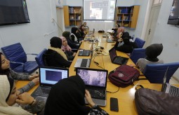 Mashael Al fan Team ended the Graphic Design Course in the Press House.