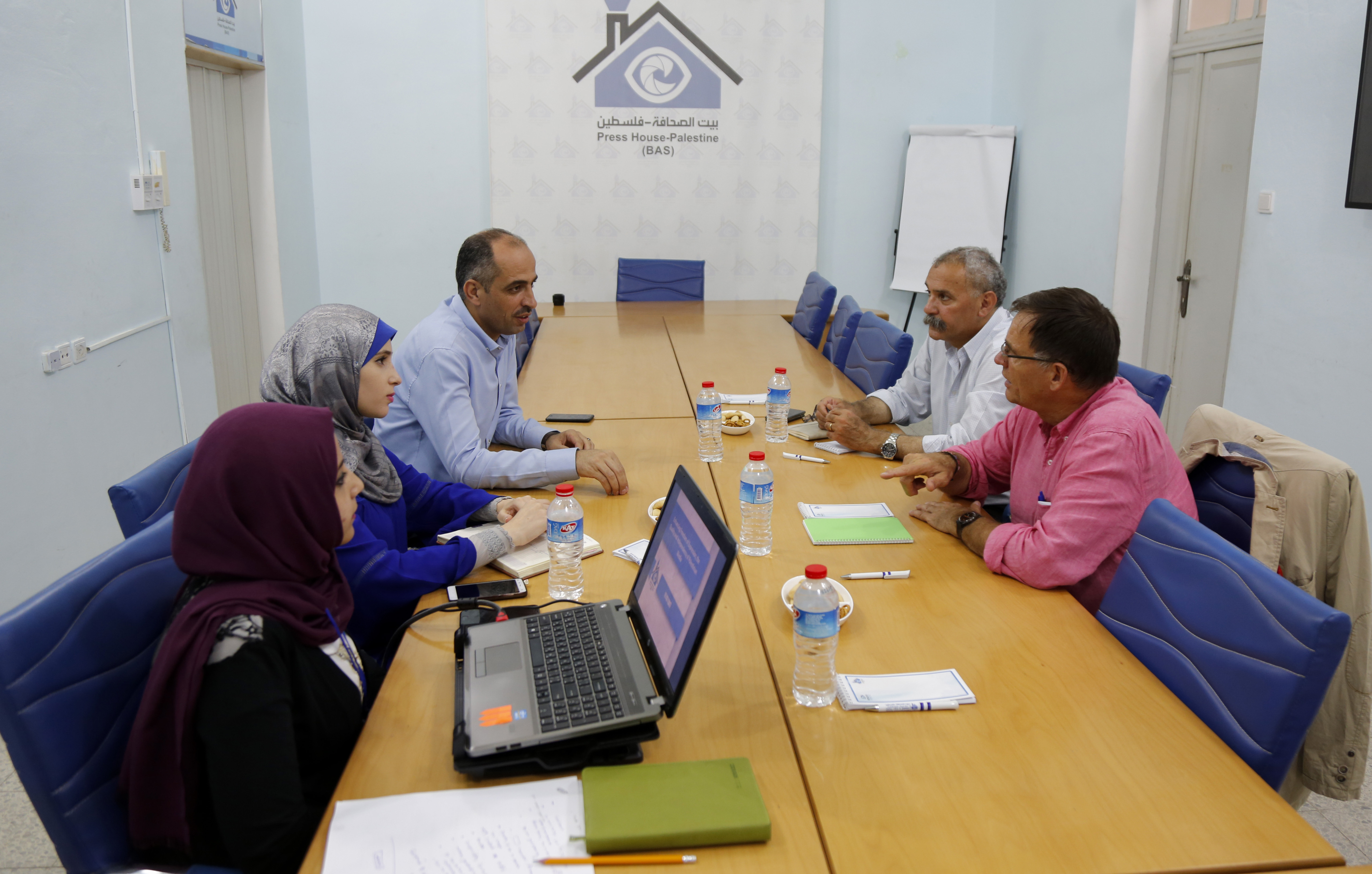 Press House Holds Its Semiannual Meeting with NRO