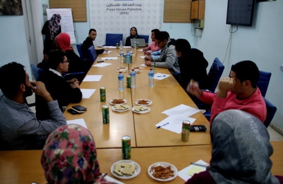 Press House holds a Session to set the needs' of journalists 