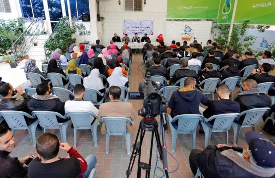 In cooperation with Press House, Awda University College Organizes a Meeting about the Freedoms Reality in Gaza