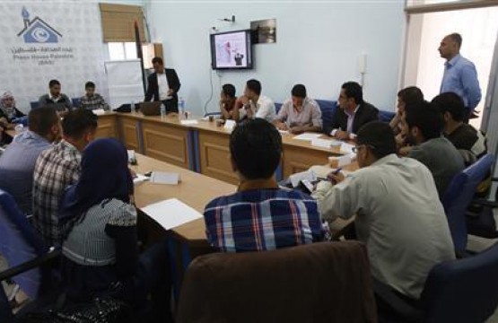 Gaza: Press House Concludes a Training Course in Occupational Safety 