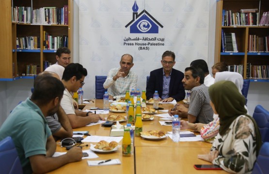 The German Ambassador to Palestine visits Press House and holds a media meeting