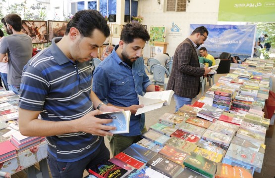 Gaza writers organize a Book Exhibition at the Press House
