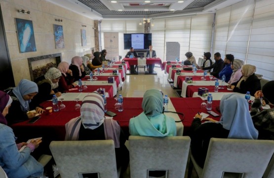Press House holds a dialogue session on "Challenges Facing Investigative Journalism in Palestine"