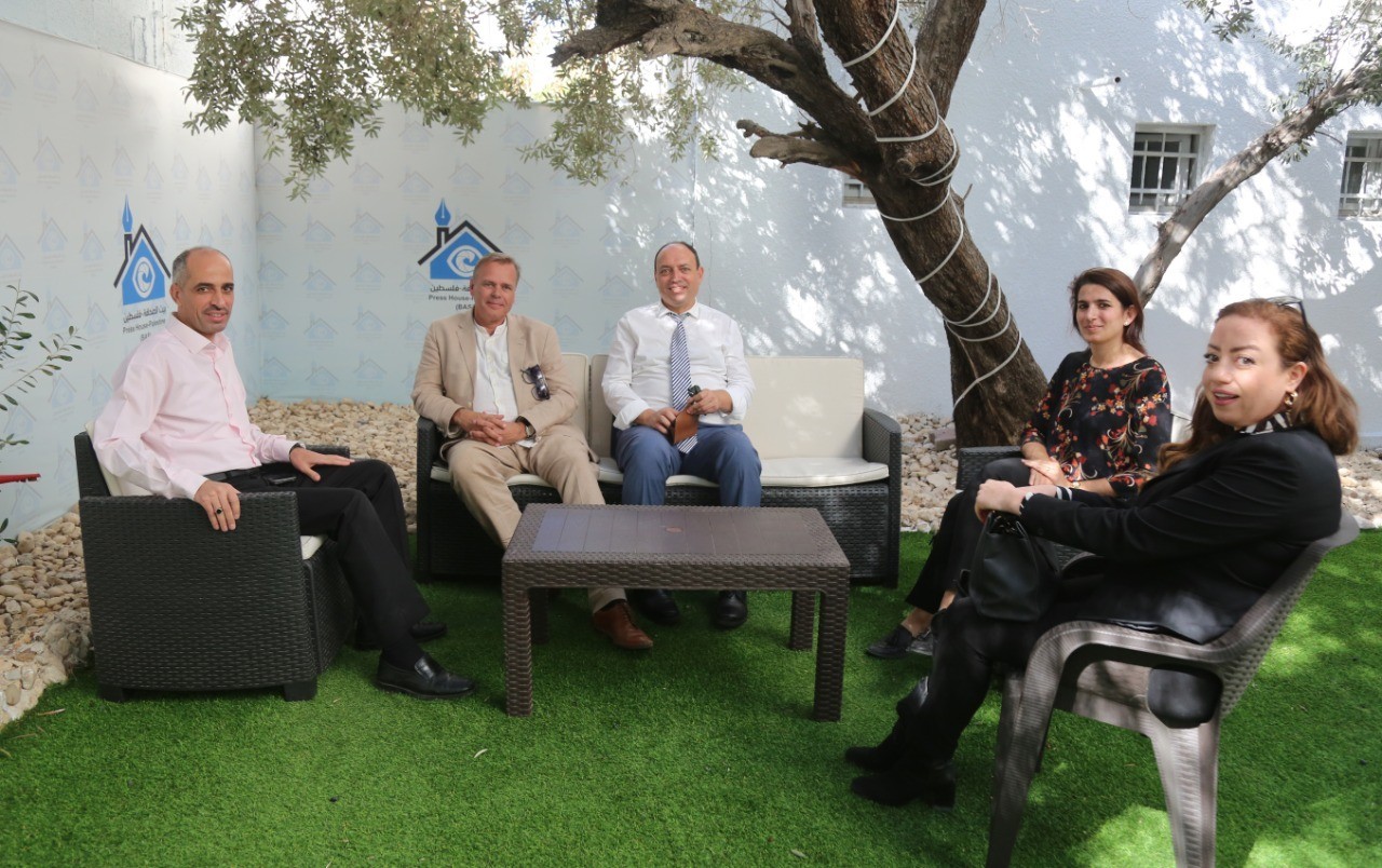 The Dutch Ambassador and an accompanying delegation visit Press House